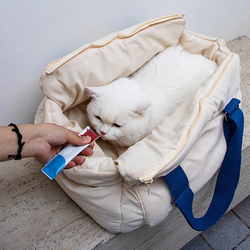 Warm Pet Bag Loose and Thick Comfortable Easy to Clean Pet Travel Bag Pet Cat Supplies Suitable for Small Dogs Pet Shoulder Bag