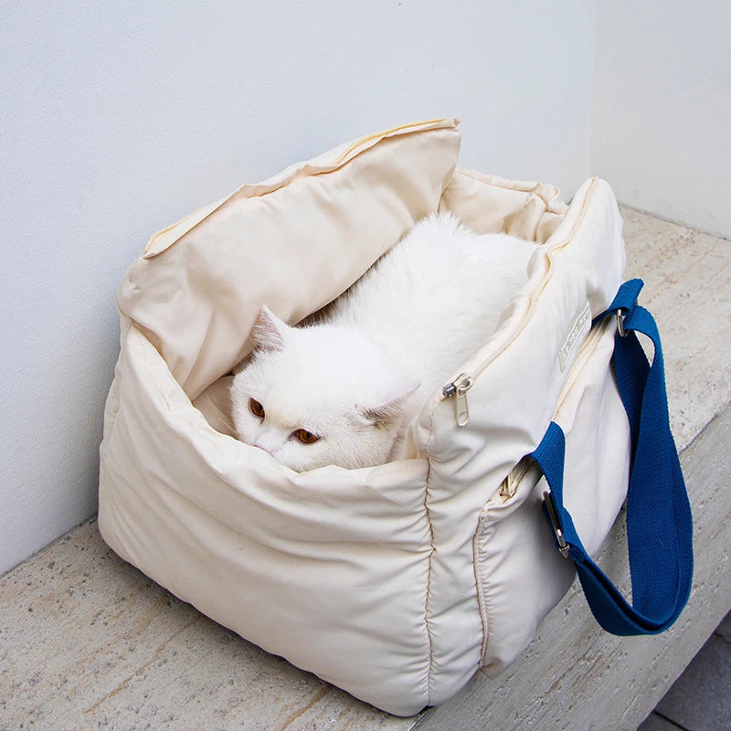 Warm Pet Bag Loose and Thick Comfortable Easy to Clean Pet Travel Bag Pet Cat Supplies Suitable for Small Dogs Pet Shoulder Bag