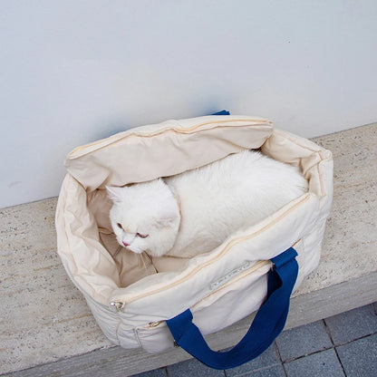 Warm Pet Bag Loose and Thick Comfortable Easy to Clean Pet Travel Bag Pet Cat Supplies Suitable for Small Dogs Pet Shoulder Bag